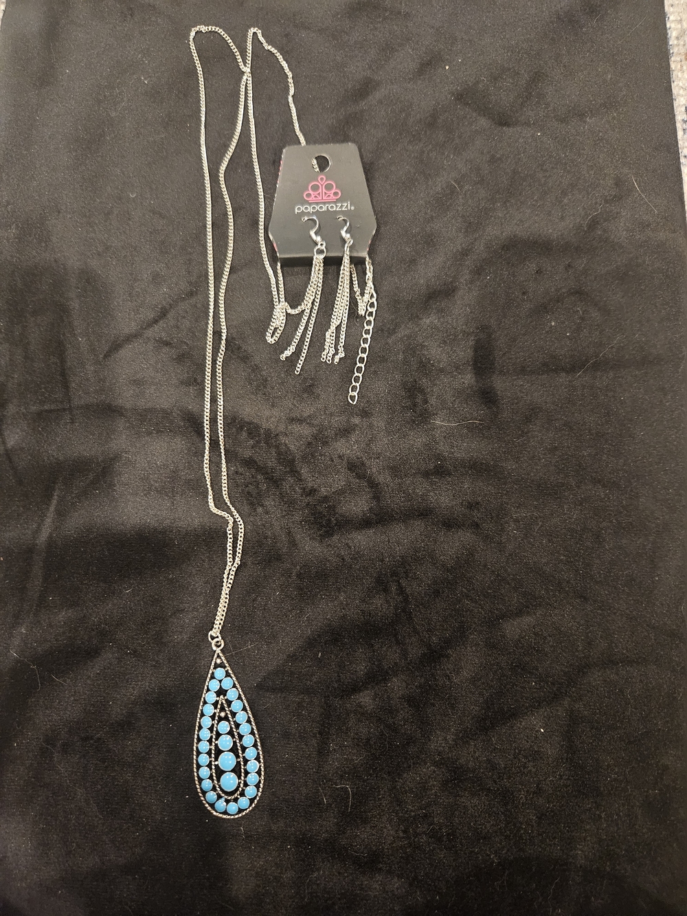 paparazzi Silver-Tone Turquoise Teardrop Necklace with Blue Accent Stones